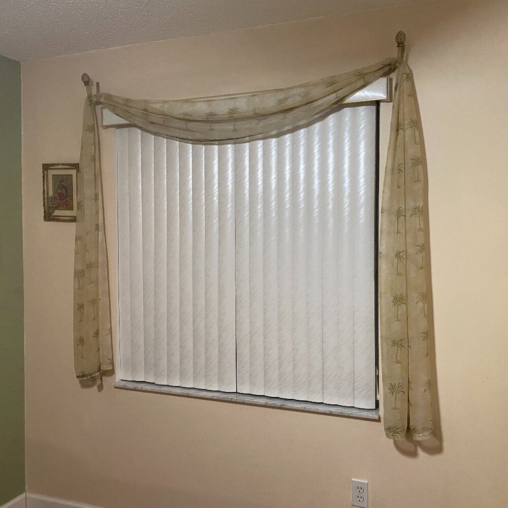 Elegant Curtain with Two Wall-Mounted Holders